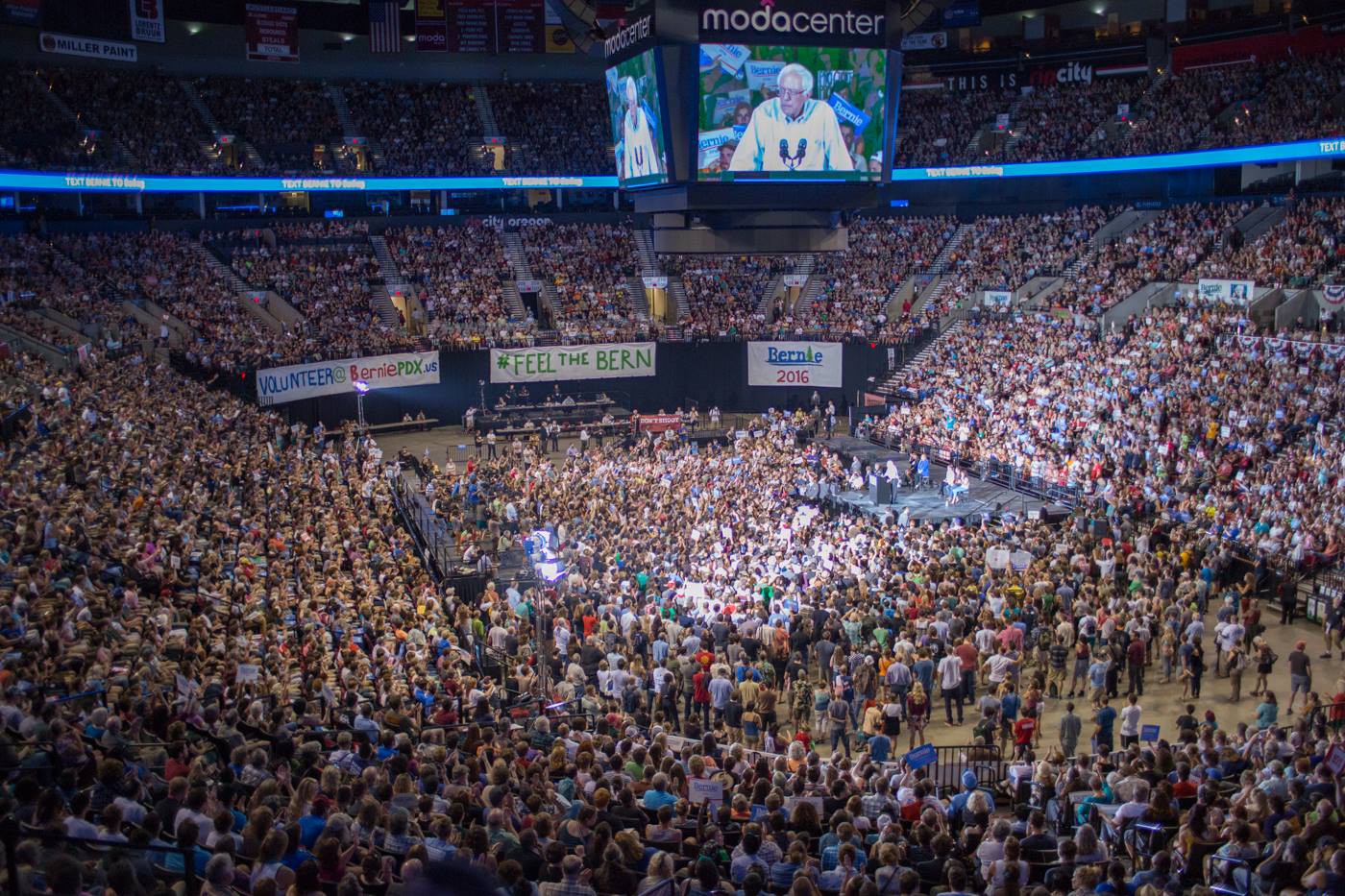 Bernie crowd in Portland, OR